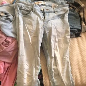 hollister light washed jeans